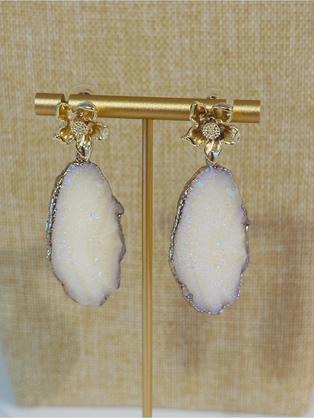 Fashion Jewelry Gold Flower Drop Earrings with White Druzy Slices